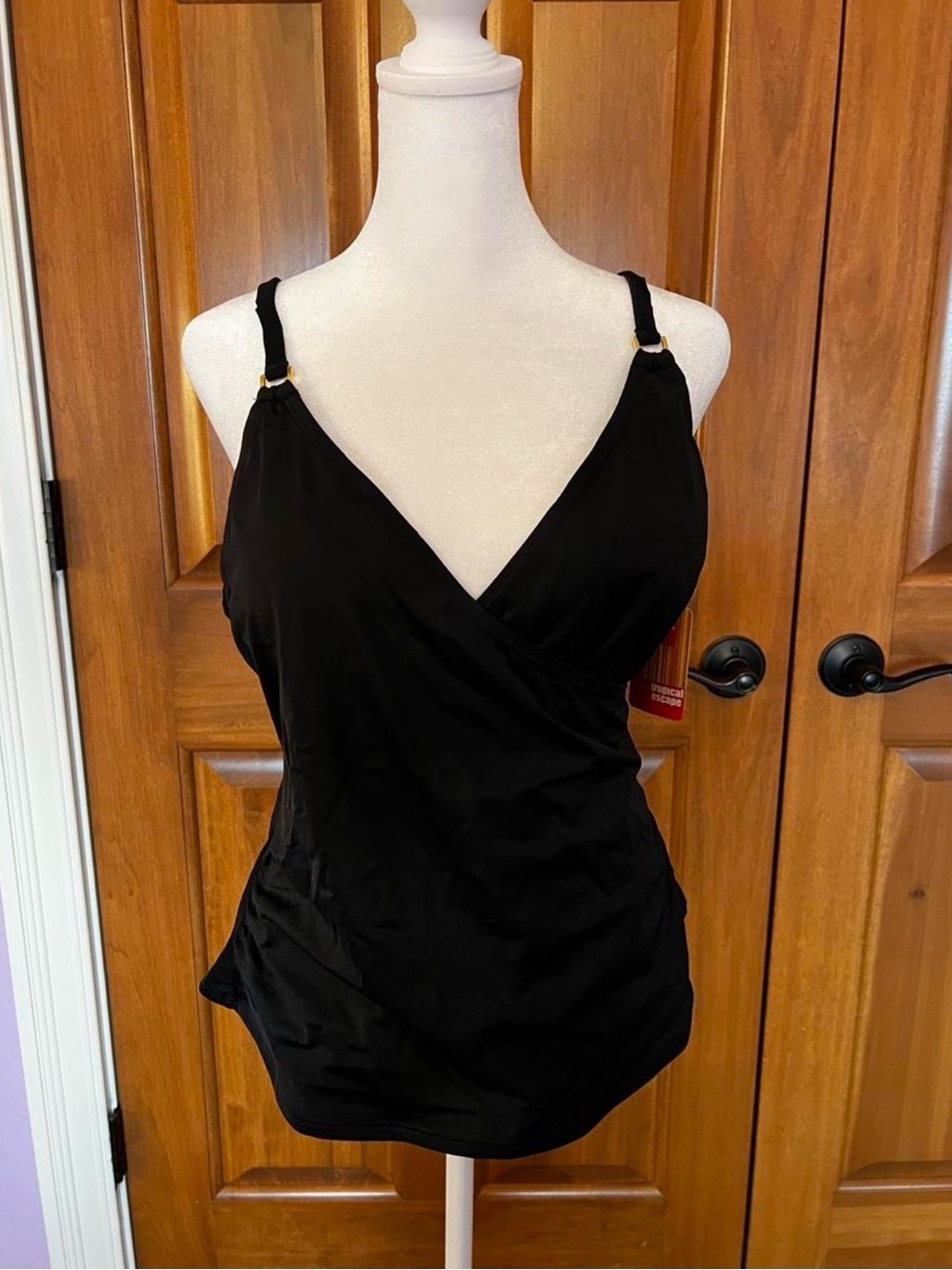 Tropical Escape Black Swim Tankini Top NWT size 14